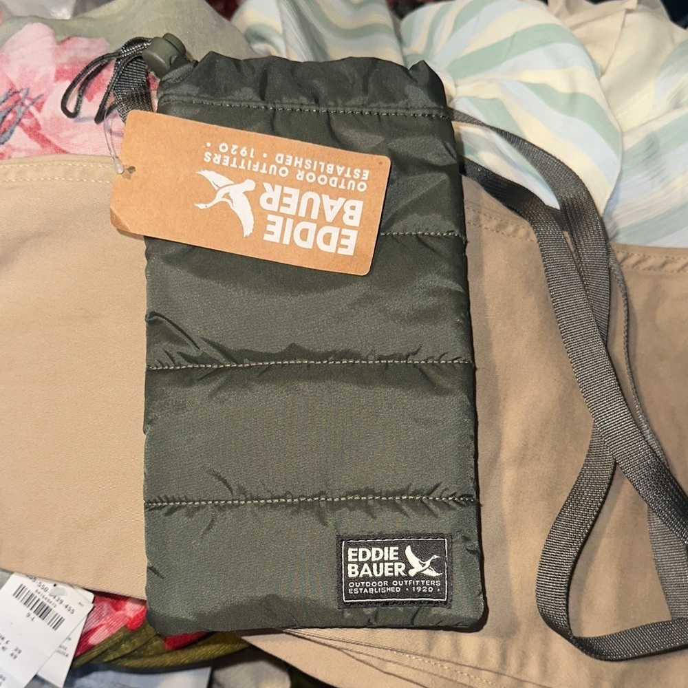 Eddie Bauer Olive Quilted Pouch